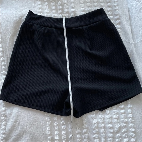 Black skort - Picture 3 of 4